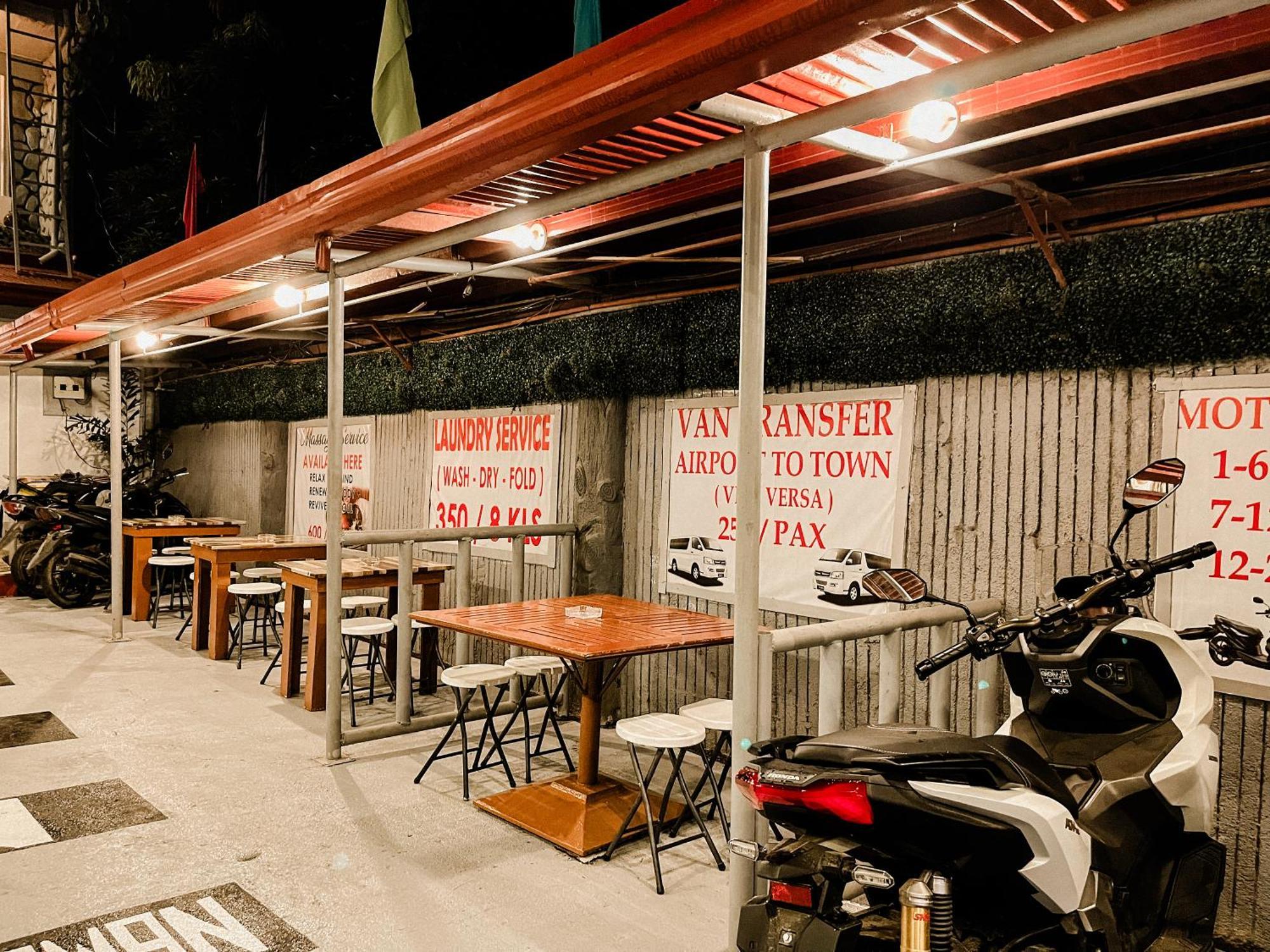 Mario'S Travellers Inn Coron Εξωτερικό φωτογραφία